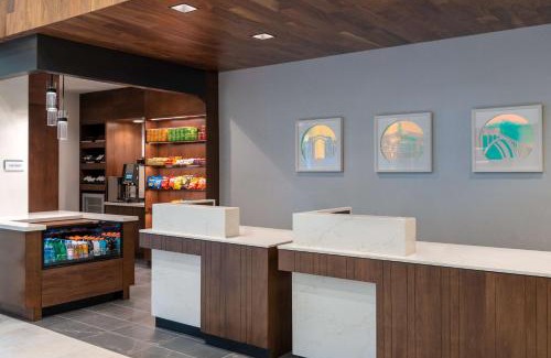 Radnor - Fort Myer Heights Hotel | Hilton Garden Inn Arlington/Courthouse Plaza