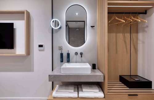 Kallithea Hotel | Hilton Garden Inn Athens Syggrou Avenue