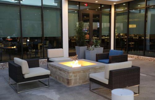 Montopolis Hotel | Hilton Garden Inn Austin Airport