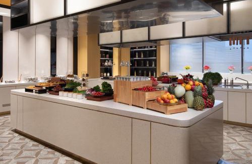 Fengtai Hotel | Hilton Garden Inn Beijing Huaxiang Tiantan Hospital