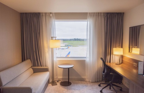 Little Hay Hotel | Hilton Garden Inn Birmingham Airport