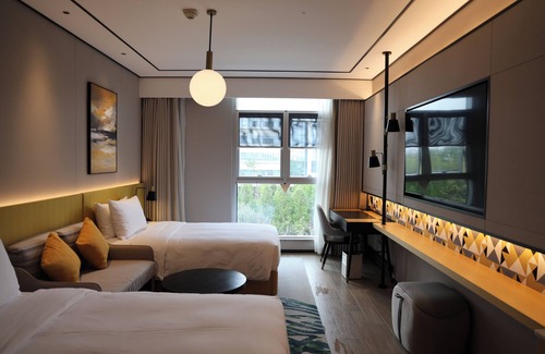 Xishan Hotel | Hilton Garden Inn Kunming Dianchi