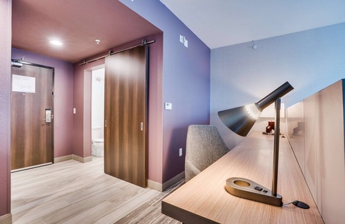 Vickery Meadow Hotel | Hilton Garden Inn North Dallas Central Expy
