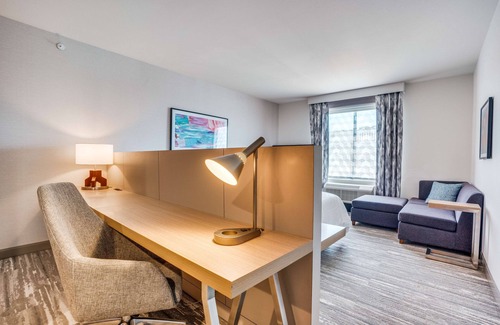 Vickery Meadow Hotel | Hilton Garden Inn North Dallas Central Expy