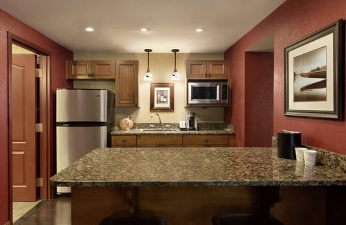 Bushnell Basin Hotel | Hilton Garden Inn Rochester/Pittsford