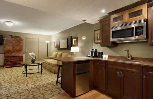 Bushnell Basin Hotel | Hilton Garden Inn Rochester/Pittsford
