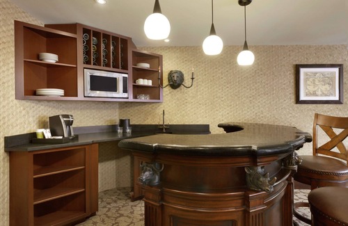 Bushnell Basin Hotel | Hilton Garden Inn Rochester/Pittsford