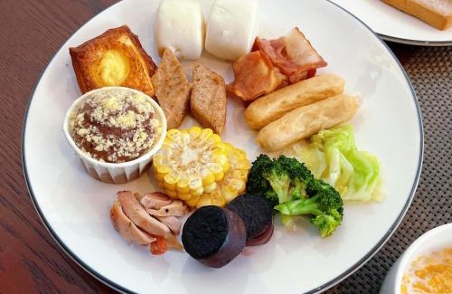 Deqen Hotel | Hilton Garden Inn Shangri-La