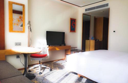 Deqen Hotel | Hilton Garden Inn Shangri-La