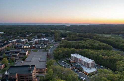 Stony Brook Hotel | Hilton Garden Inn Stony Brook