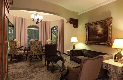 Guatemala City Hotel | Hilton Guatemala City