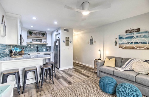 North Forest Beach Condo | Hilton Head Island Gem w/Ocean & Pool Views!