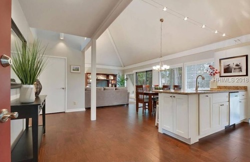 Moss Creek House | Hilton Head/Bluffton SC Salt Marsh Cottage in Moss Creek Beautiful, tennis, golf