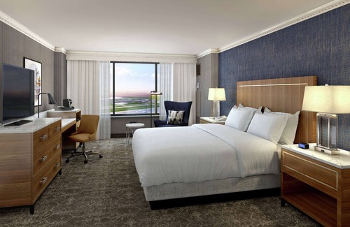 Kenner - Louis Armstrong International Airport Hotel | Hilton New Orleans Airport