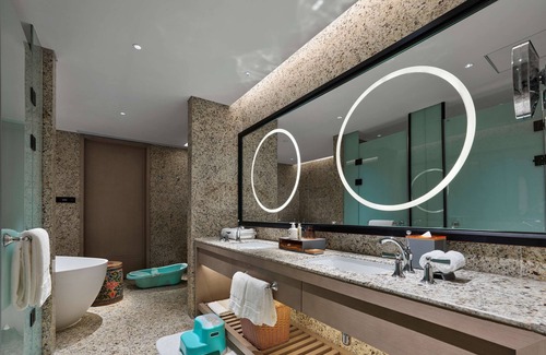 Samzhubze District Hotel | Hilton Shigatse