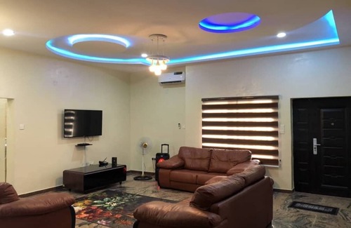 Wuse 2 Apartment | Hilton Summer Apartments