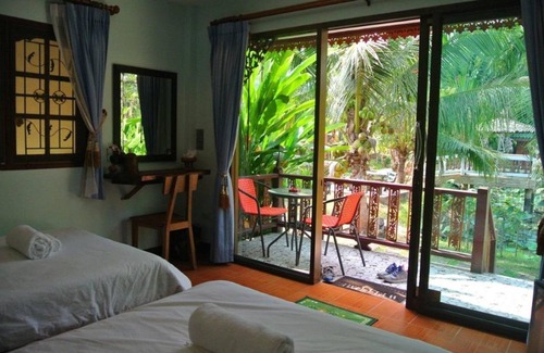 Sila Hotel | Himawari Restaurant & Cottage