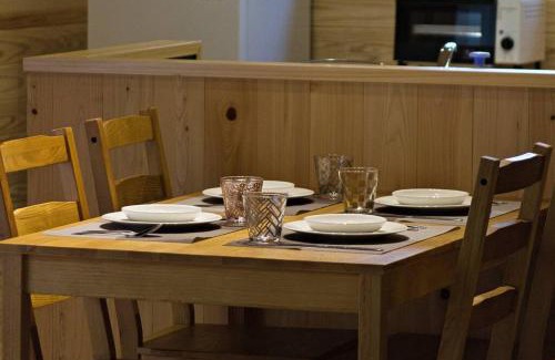 Shikanosato Onsen Ski Chalet | Hinoki no ie - Cottage with natural hot spring in a cypress bathtub