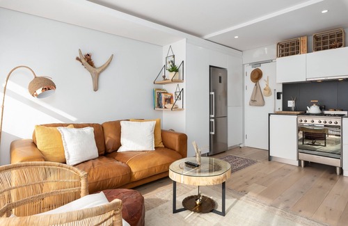 Sea Point Apartment | Hip & Modern Sea Point Apartment with Views + Pool