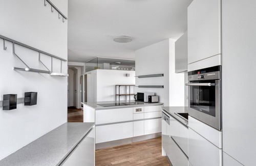 Funfhaus Apartment | Hip Rudolfsheim-Fünfhaus 2BR w/Sauna & Roof, nr U6, by Blueground