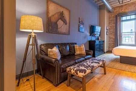 West Dundee Apartment | Hip Urban Loft-Small Town Charm-124 LOFTS #2