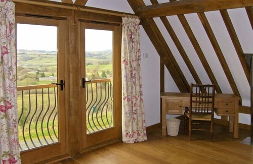 Tirabad Cottage | HIRAETH, pet friendly, luxury holiday cottage in Dolau