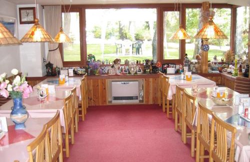 Hara Bed & Breakfast | Hirotani Pension