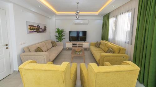 Hisaronu Villa | Hisar 2 - 4 Bedroom Holiday Villa in Hisarönü