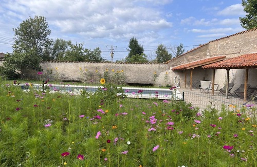 Saint-Germain-Laval Cottage | Historical cottage with pool, WiFi, pets allowed