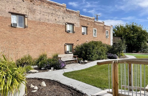 Ucon Apartment | Historic 100-year-old lodging en route to Yellowstone Apt#1
