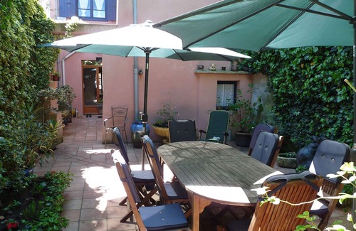 Mirepoix House | Historic 14th Century house in medieval bastide town of Mirepoix (Ariège)