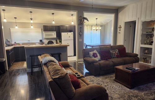 Havana House | Historic 1860's updated 4 bedroom, 2 bath home
