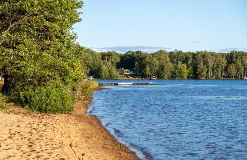 Trout Lake Cabin | Historic Birch Lodge and Motel