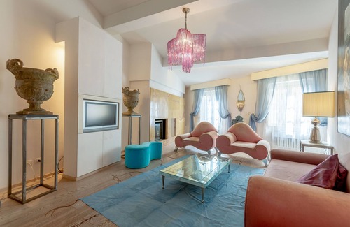 San Niccolo Apartment | Historic building with unique view of Pontevecchio