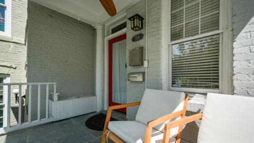 Stanton Park Apartment | Historic Capitol Hill Townhouse
