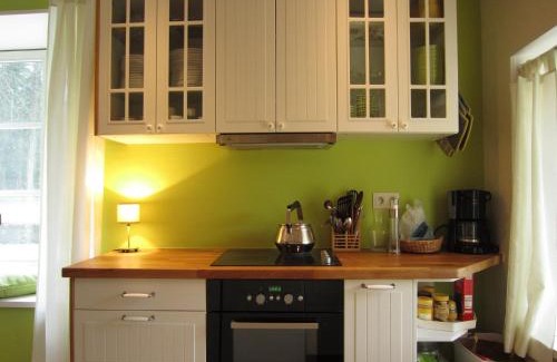 Longchamps-bertogne House | Historic Castle Retreat, cleaning included