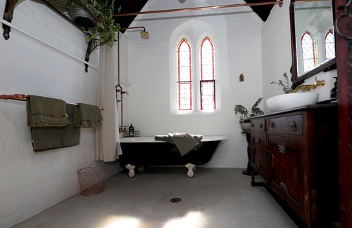 Hinton House | Historic Chapel in the heart of Hinton