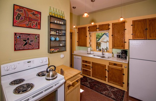 Old Town West House | Historic Charming Bungalow in the Heart of Old Town