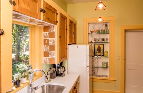 Old Town West House | Historic Charming Bungalow in the Heart of Old Town