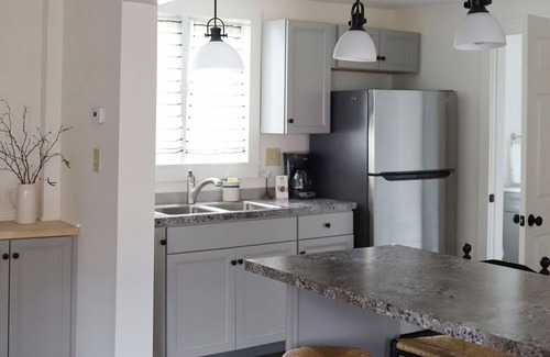 Clarence Apartment | Historic Clarence Hollow Apartment