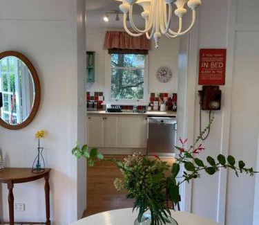 Bundanoon House | Historic Corinda Cottage