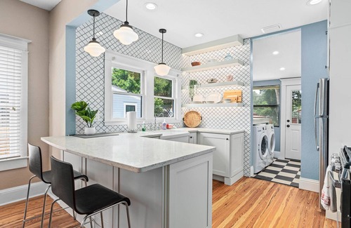 Colonialtown South House | Historic downtown bungalow