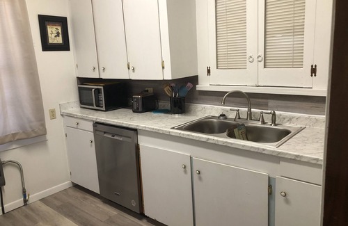 Houma Cottage | Historic Downtown Houma Great location.
