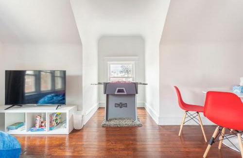 South Hyde Park House | Historic Family Getaway, 5 Star Location, Royal Beds