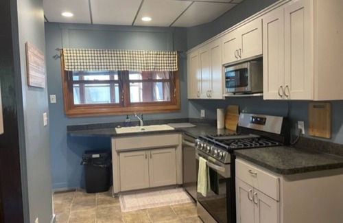 Anoka Apartment | Historic Gem on Ferry Street