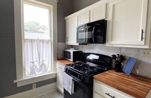 Terre Haute House | Historic Home | Central Location & Pet-Friendly