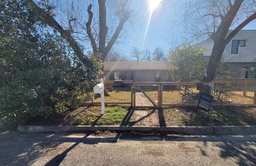 North Loop House | Historic Home In Hyde Park