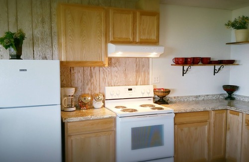 Kachemak Apartment | Historic Home - Private 28 Acres - 180° Ocean View! - Bob's Suite
