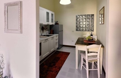 Monsummano Terme Apartment | Historic house with garden in front of the Grotta Giusti Thermal pool near Lucca