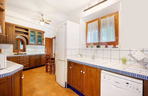 Pozo-Lorente Villa | Historic House near Alcalá del Júcar